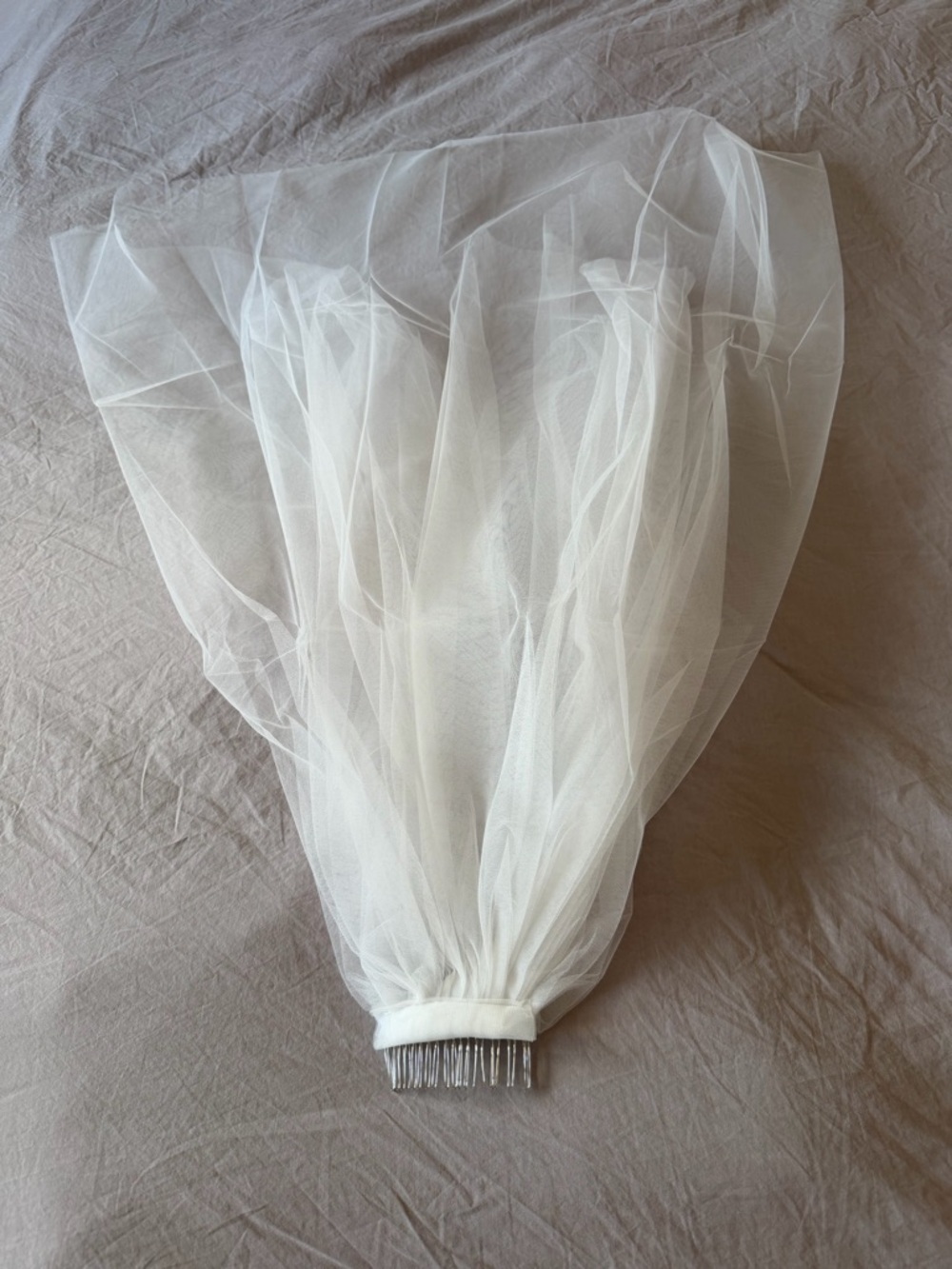Ivory Fingertip Wedding Veil with Blusher - Picture 10 of 13
